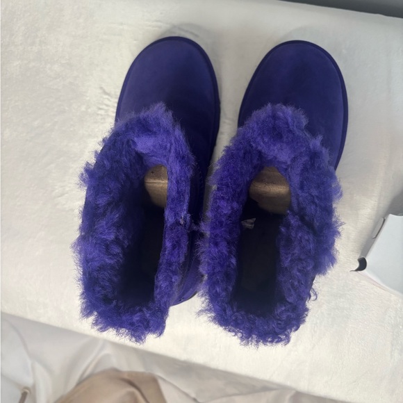 Violet Bailey Mini Logo Strap boots, size 8. - Picture 7 of 8